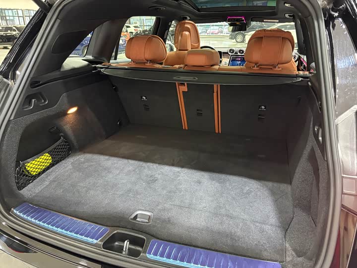 Photo 3 - Mercedes-Benz GLC-Class Hybrid