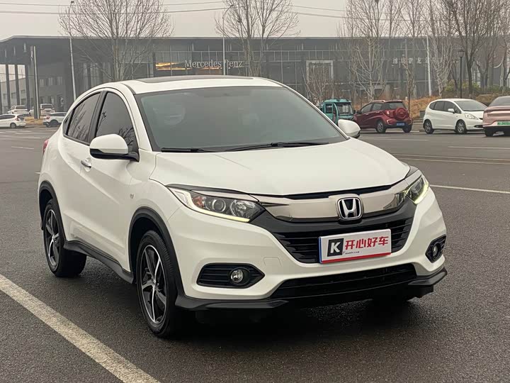 Фото 3 - Honda Vezel