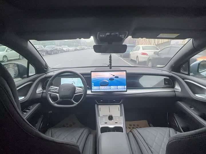 Photo 3 - BYD Sea Lion 07 EV