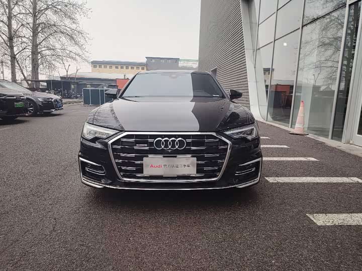 Фото 2 - Audi A6L