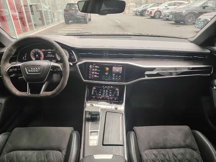 Фото 9 - Audi A6L
