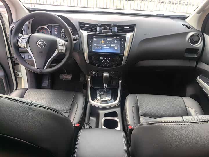 Фото 4 - Nissan Terra