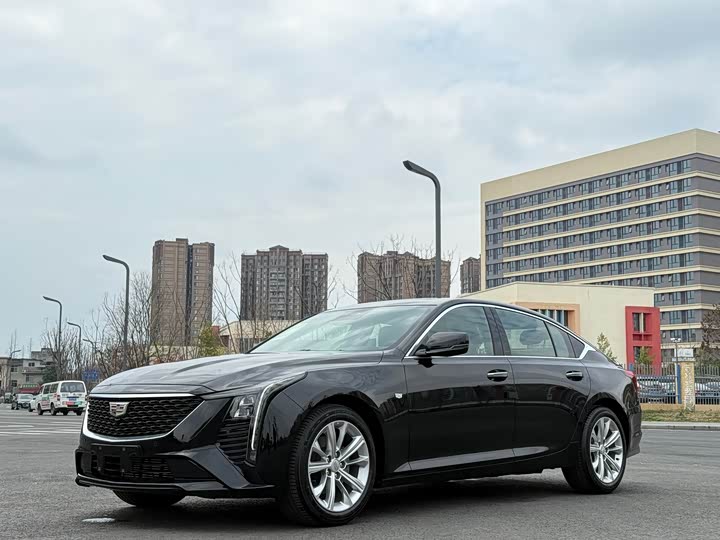 Фото 1 - Cadillac CT5