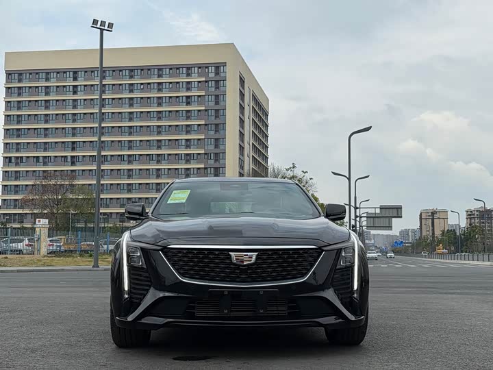 Фото 2 - Cadillac CT5