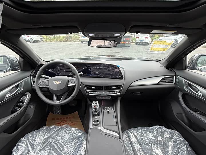 Фото 6 - Cadillac CT5