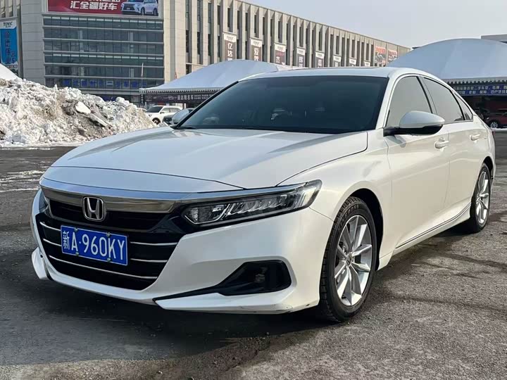 Фото 2 - Honda Accord