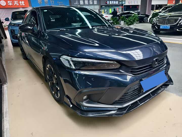 Фото 3 - Honda Civic