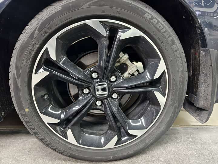 Фото 4 - Honda Civic