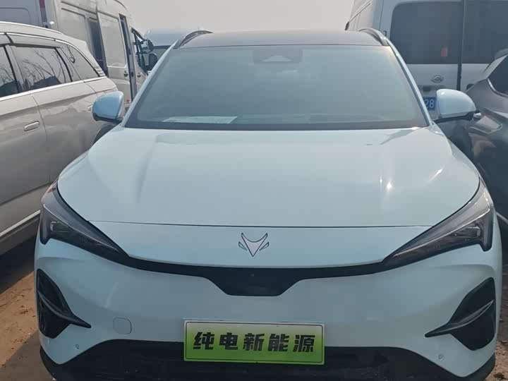 Фото 2 - BAIC Arcfox Alpha T5