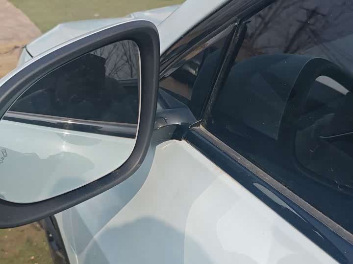 Фото 4 - BAIC Arcfox Alpha T5