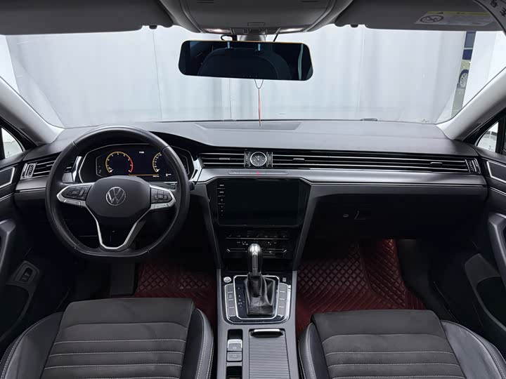 Photo 6 - Volkswagen Magotan