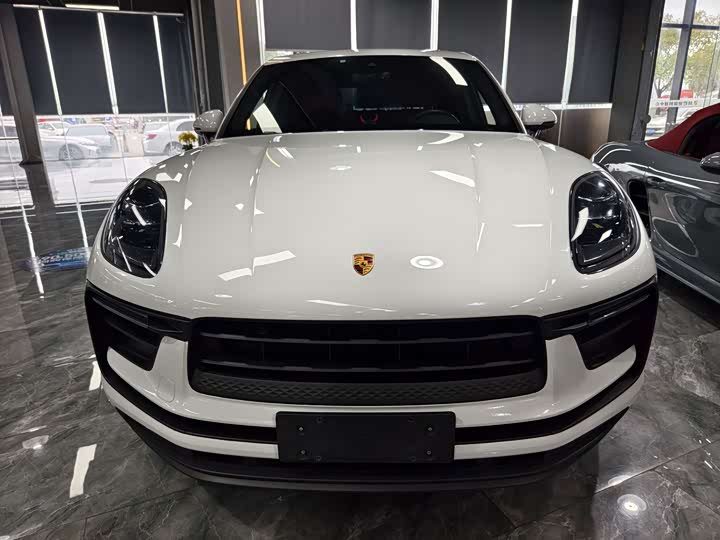 Фото 2 - Porsche Macan