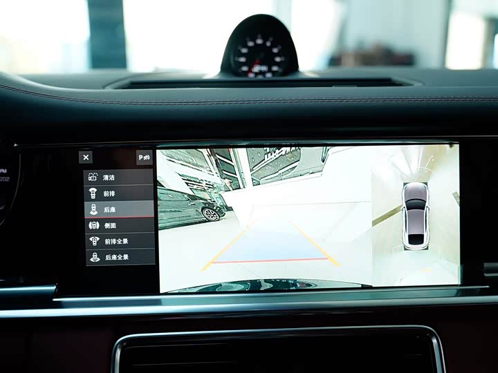 Фото 8 - Porsche Panamera