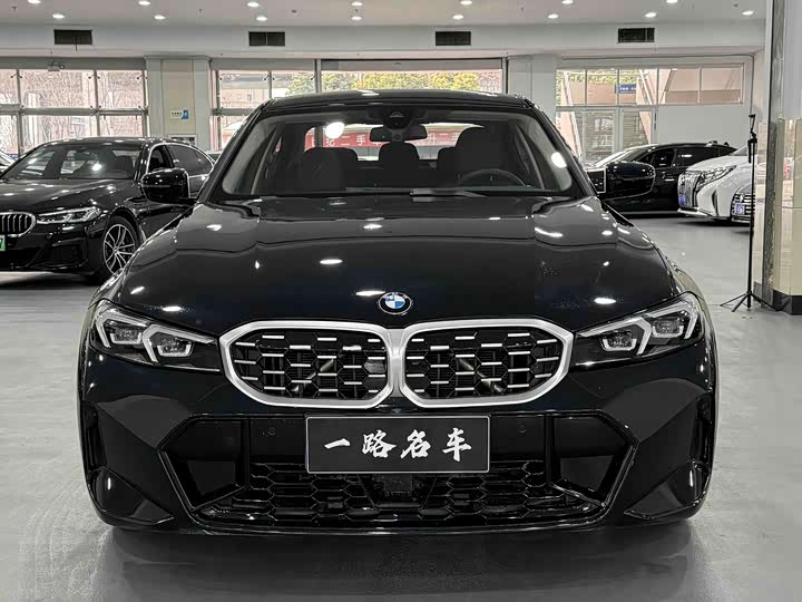 Фото 3 - BMW 3 Series