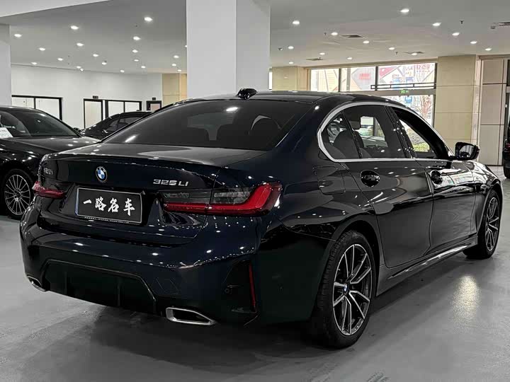 Фото 7 - BMW 3 Series
