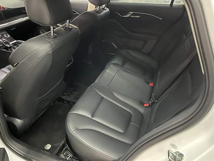 Photo 6 - Bestune B70