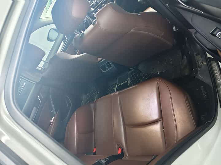 Фото 8 - Honda Inspire