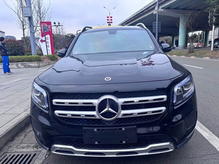 Mercedes-Benz GLB-Class 2022 2022款 GLB 220 时尚型