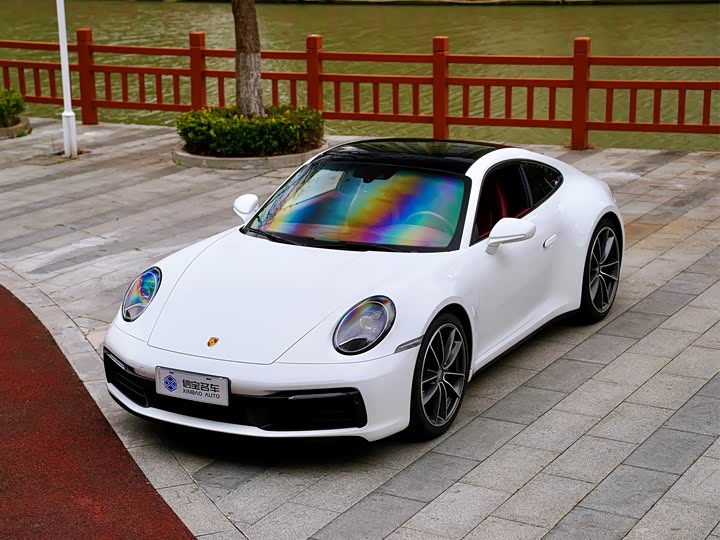 Фото 1 - Porsche 911