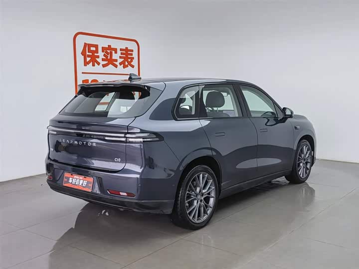 Фото 2 - Leapmotor C10