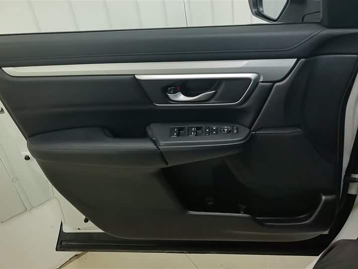 Photo 7 - Honda CR-V