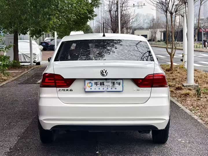 Фото 3 - Volkswagen Santana