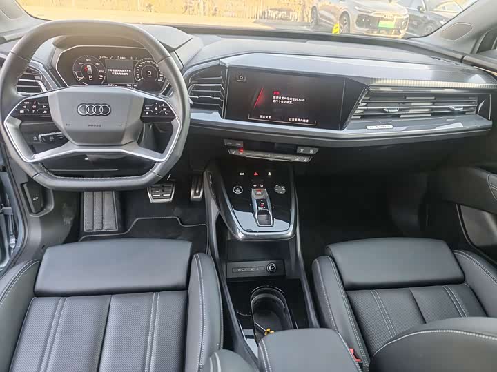 Фото 6 - Audi Q4 e-tron