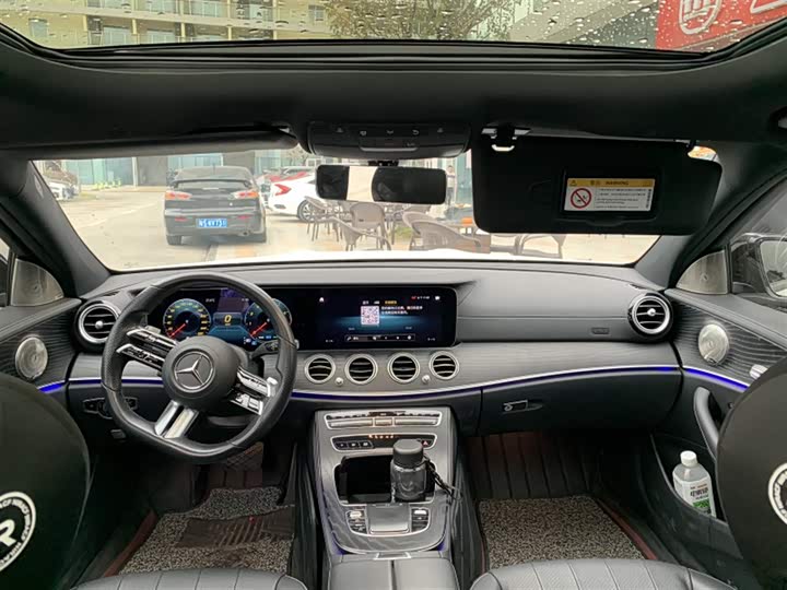 Фото 6 - Mercedes-Benz E-Class