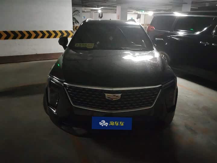 Фото 2 - Cadillac XT4