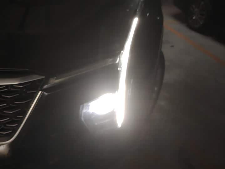 Фото 5 - Cadillac XT4