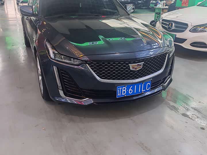 Фото 2 - Cadillac CT5