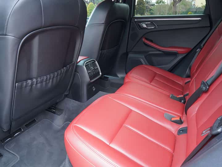 Фото 4 - Porsche Macan