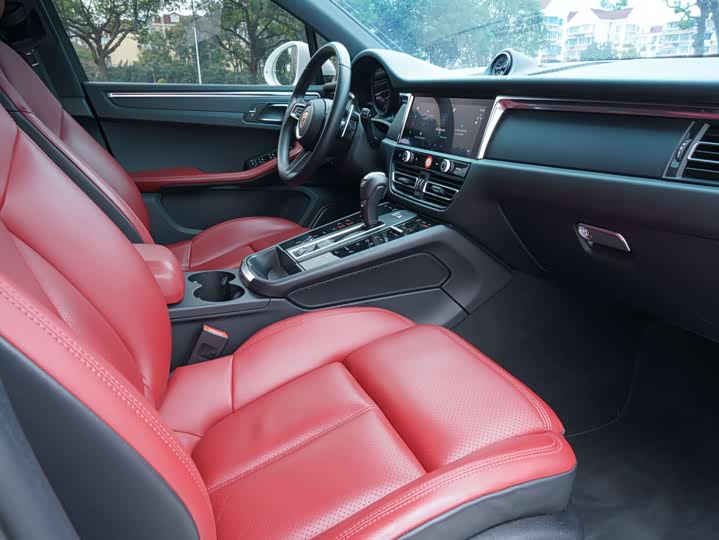 Фото 8 - Porsche Macan