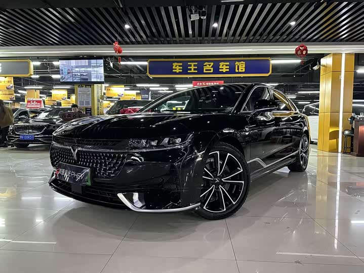 Фото 1 - Voyah Passion