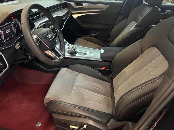 Фото 4 - Audi A6L