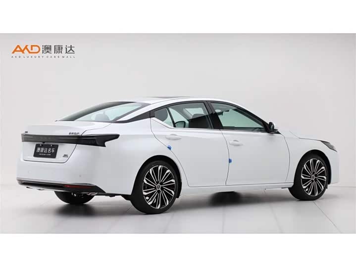 Фото 3 - Nissan Teana