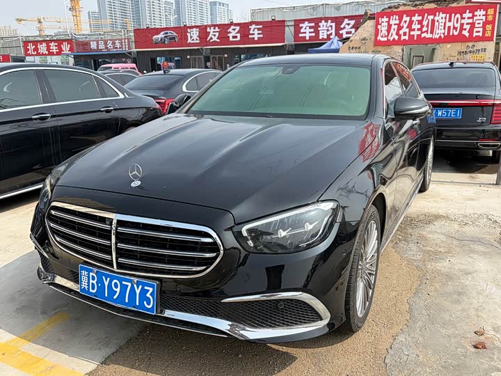 Фото 1 - Mercedes-Benz E-Class