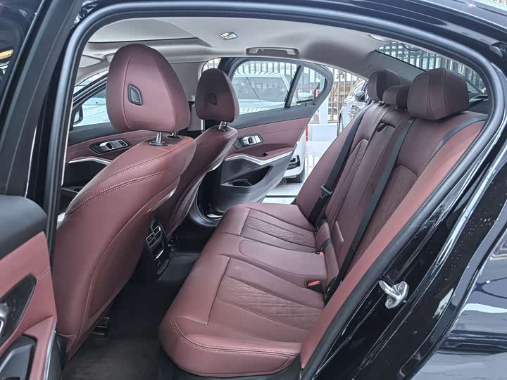 Фото 7 - BMW 3 Series