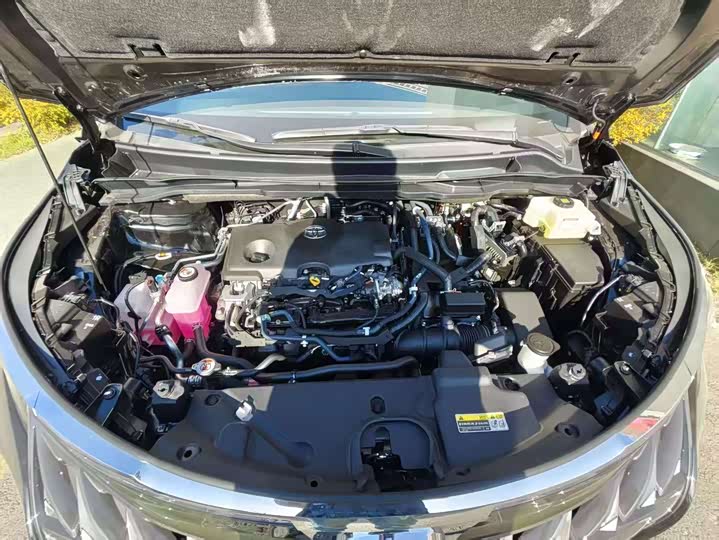 Фото 8 - Toyota Granvia