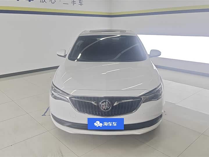 Photo 2 - Buick Excelle GT