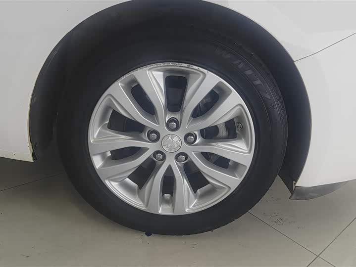 Photo 6 - Buick Excelle GT