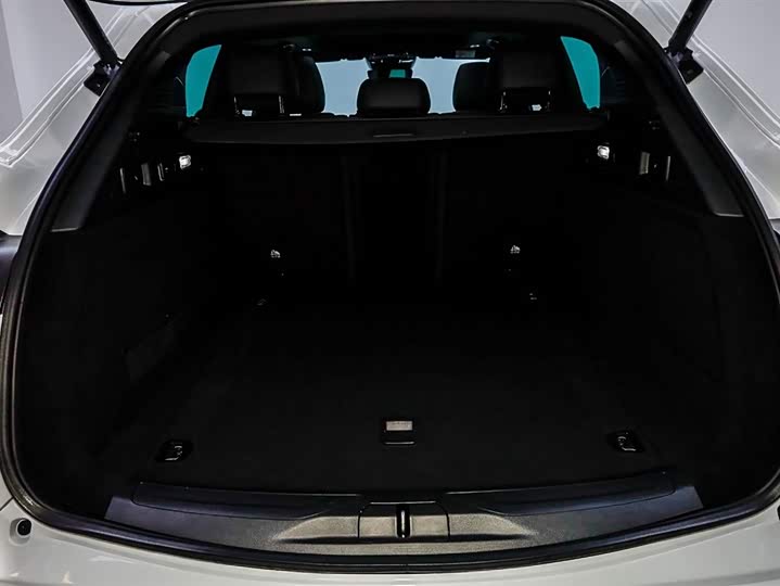 Фото 6 - Maserati Grecale