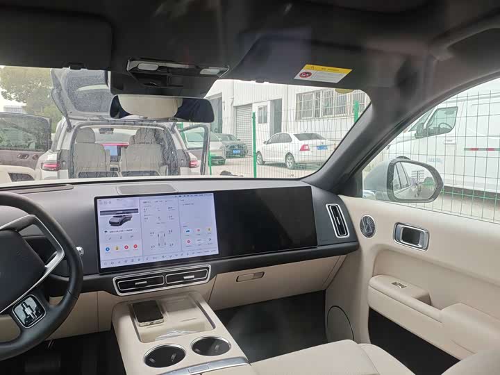 Фото 3 - LiXiang L8