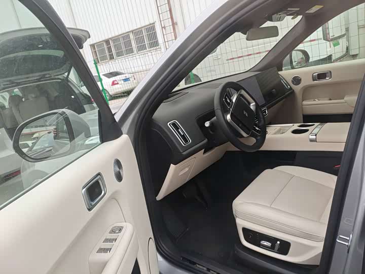 Фото 7 - LiXiang L8