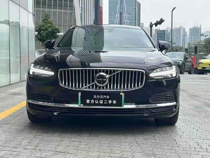 Фото 2 - Volvo S90 Hybrid