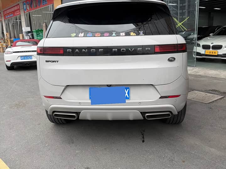 Photo 2 - Land Rover Range Rover Sport