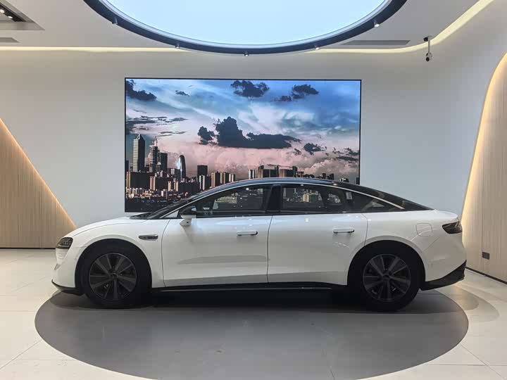 Фото 2 - Luxeed S7