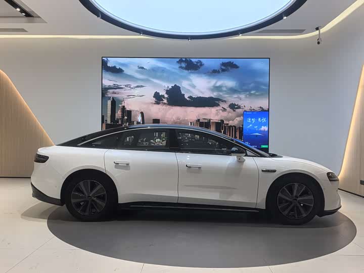 Фото 5 - Luxeed S7