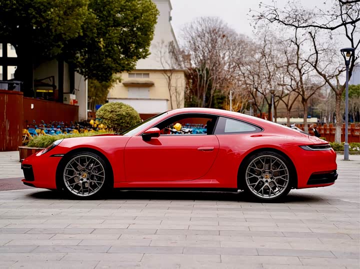 Фото 3 - Porsche 911