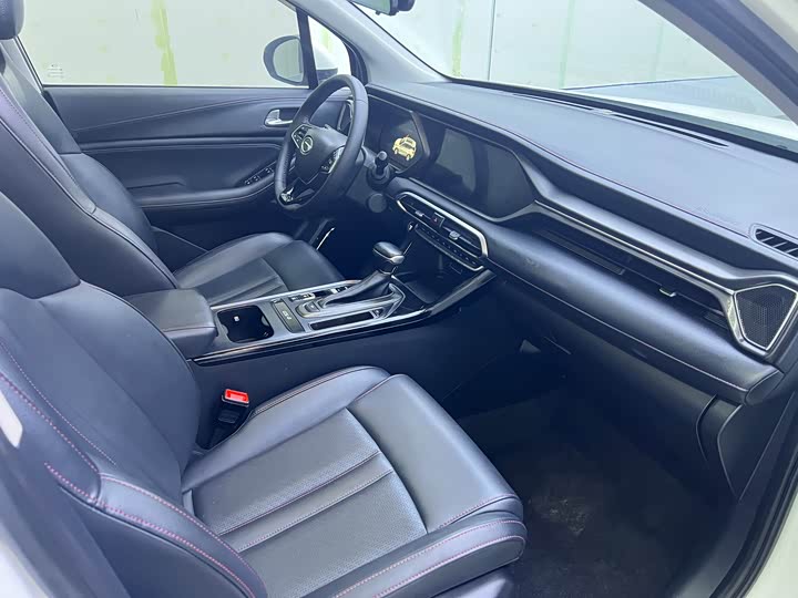 Фото 7 - GAC Trumpchi GS4